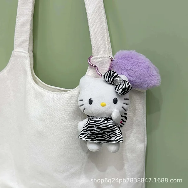 Unbranded Uncategorized Plush cat doll keychain with heart-shaped carabiner product detail image 12