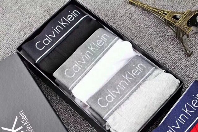 Calvin Klein Underwear: seller detail photo 3