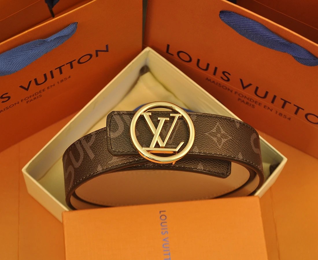 Louis Vuitton Belts LV initial buckle belt — 15