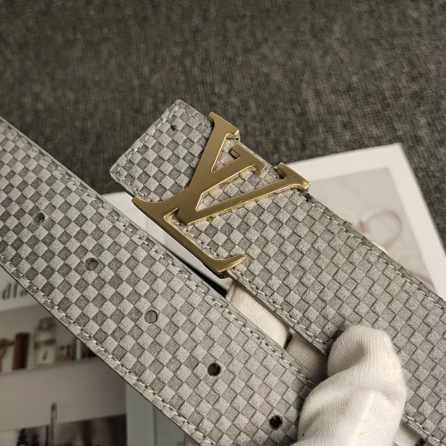 Louis Vuitton Belts Monogram embossed belt with LV buckle product detail image 12