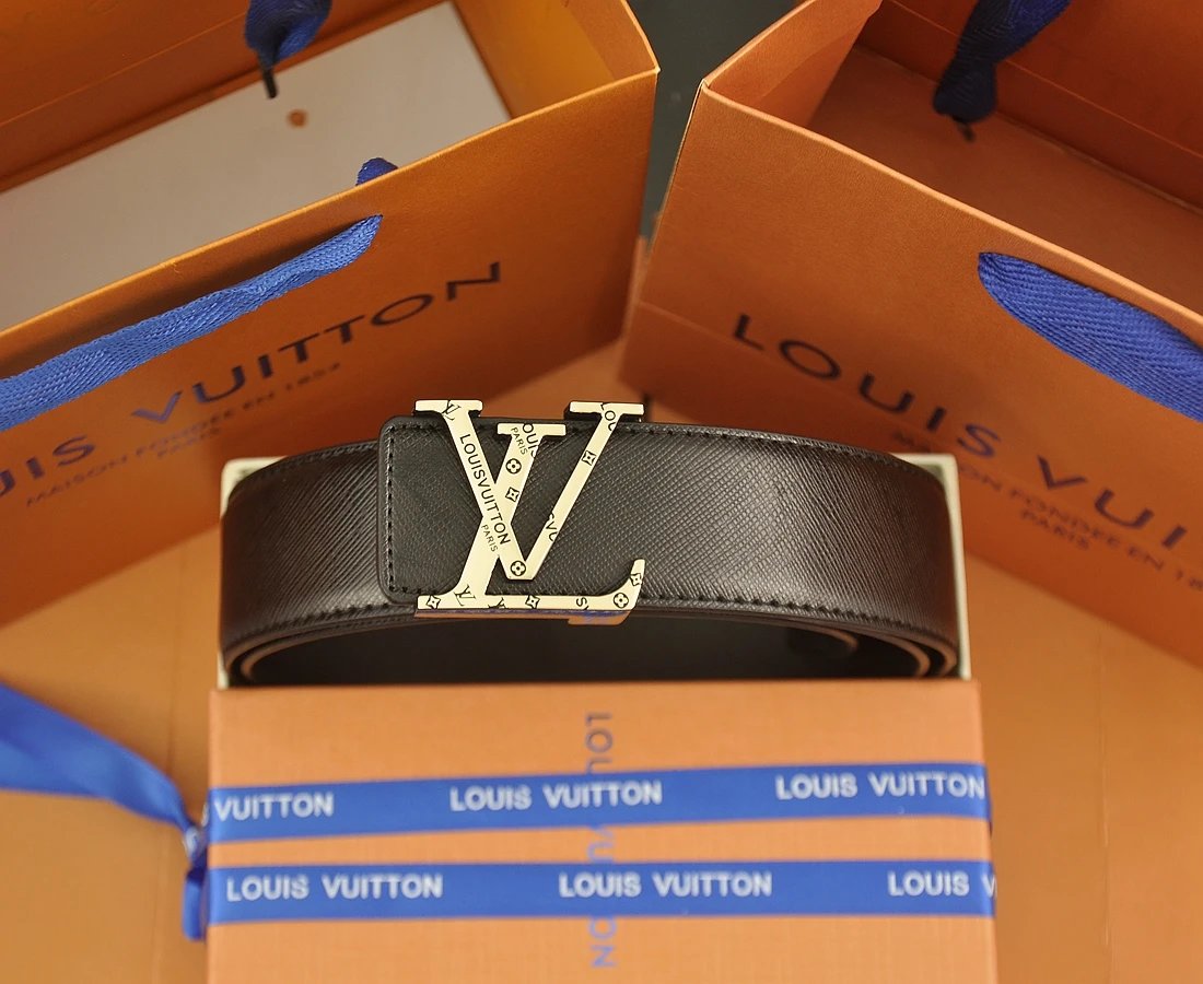 Louis Vuitton Belts LV initial buckle belt image 3