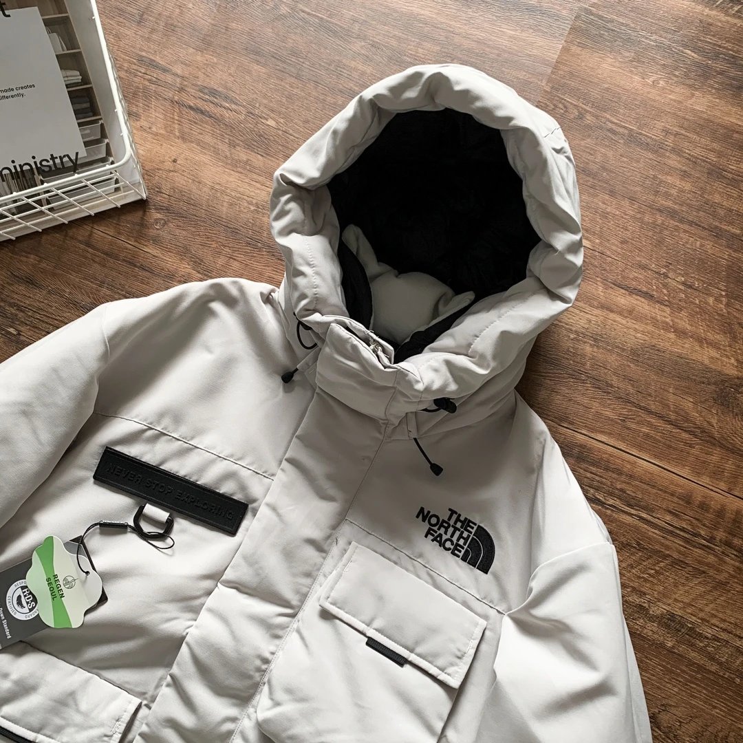 The North Face Summit Series 700 Fill Down Jacket Black - 8