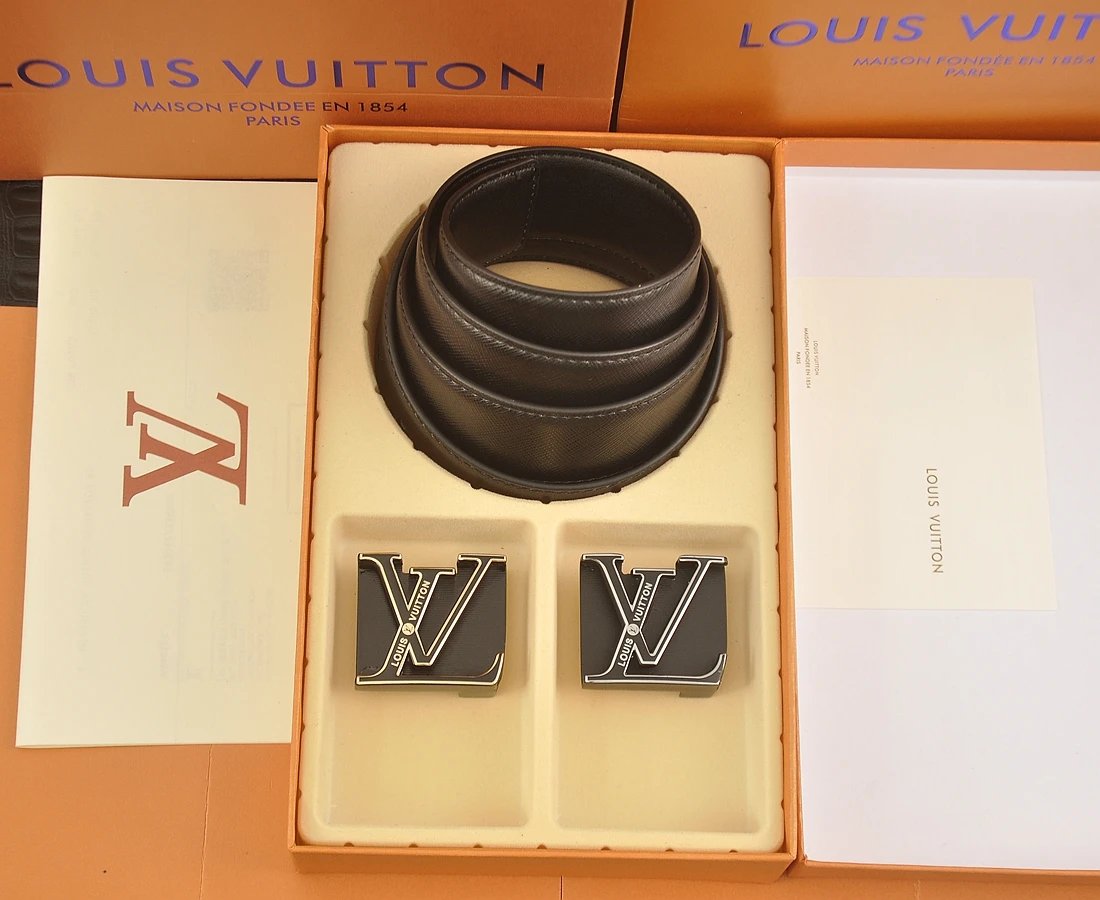 Louis Vuitton Belts LV initial buckle belt — 7