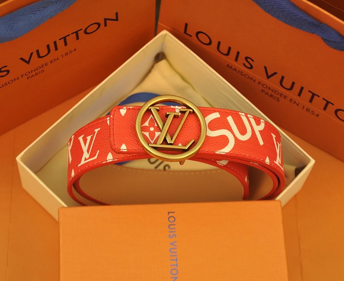 Louis Vuitton Belts LV initial buckle belt — 18