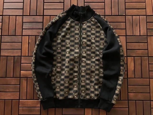 Louis Vuitton Monogram zip-up jacket and jogger trousers product detail image 6
