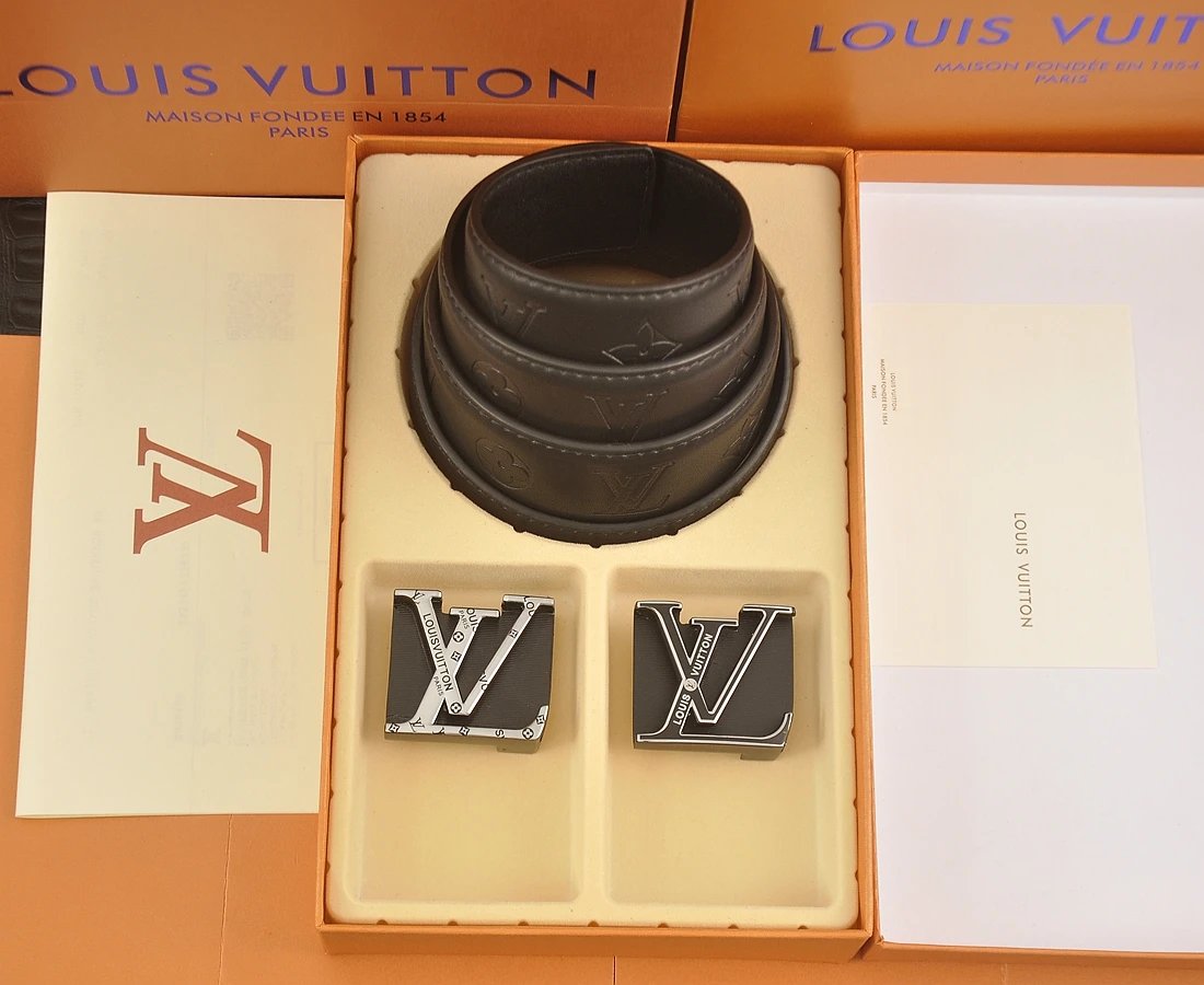 Louis Vuitton Belts LV initial buckle belt — 25