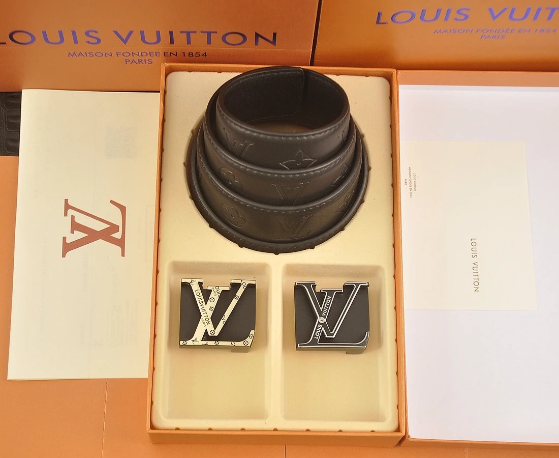 Louis Vuitton Belts LV initial buckle belt — 29