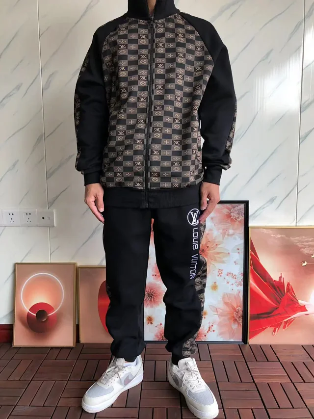 Louis Vuitton Monogram zip-up jacket and jogger trousers product detail image 12