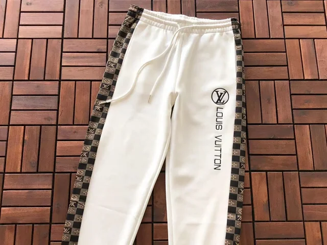 Louis Vuitton Monogram zip-up jacket and jogger trousers product detail image 5