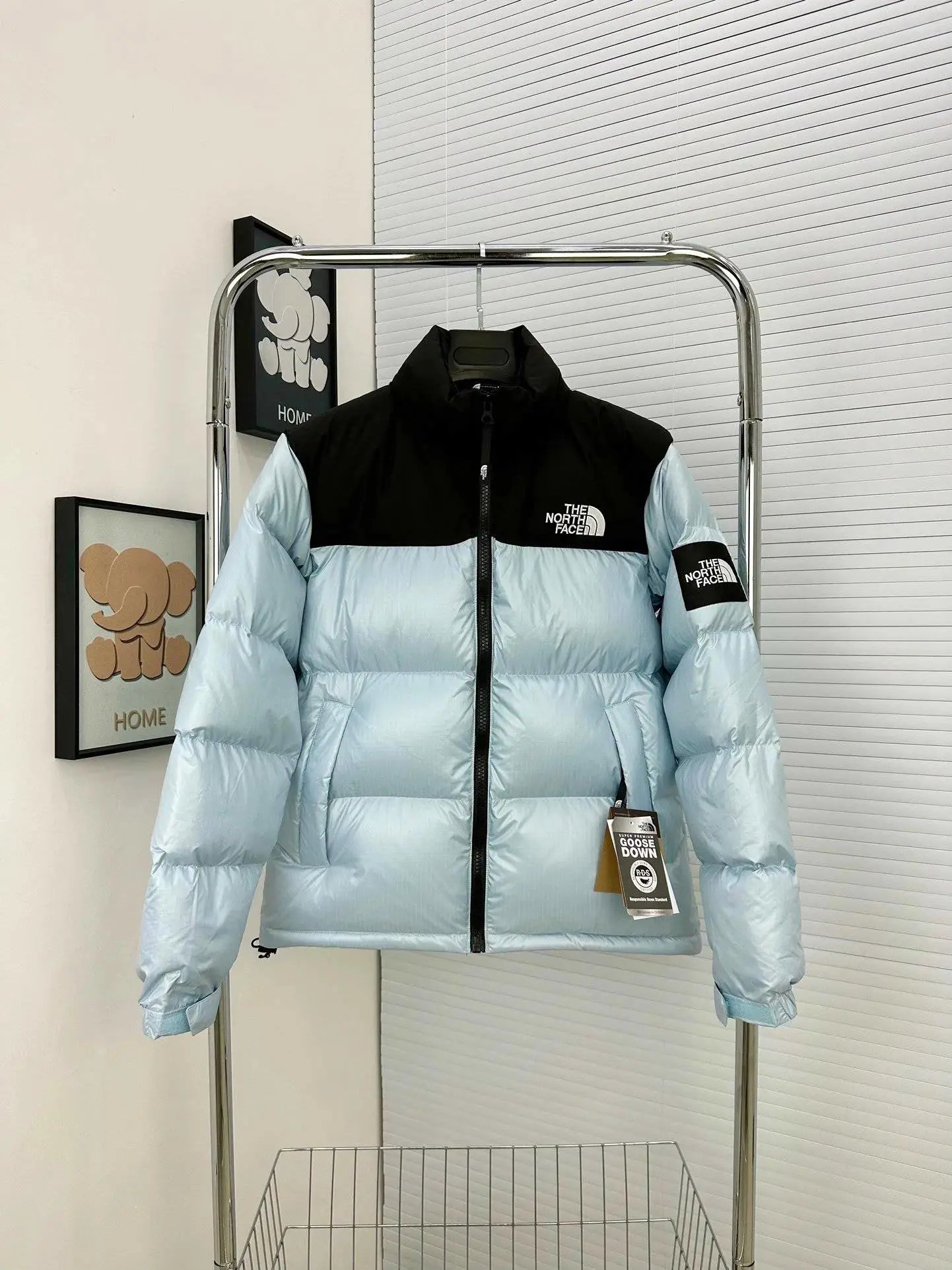 The North Face Down Jackets Color-blocked puffer jacket with stand collar — 6