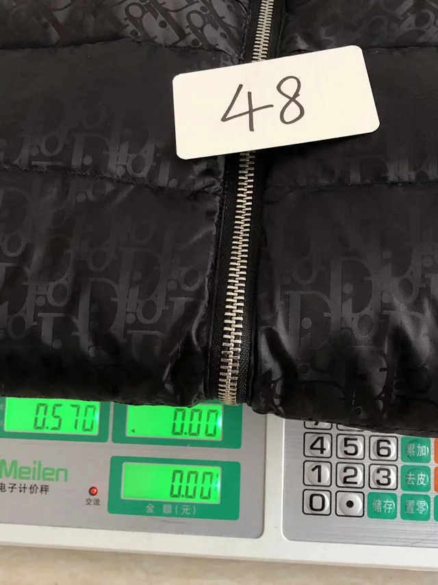 Dior Vests Monogram Quilted Puffer Vest product detail image 10