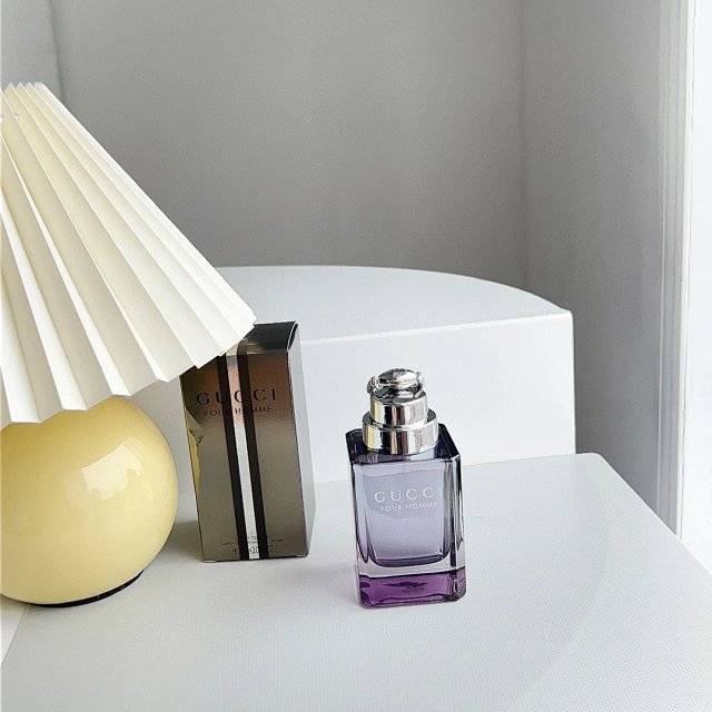 Perfume: seller detail photo 11