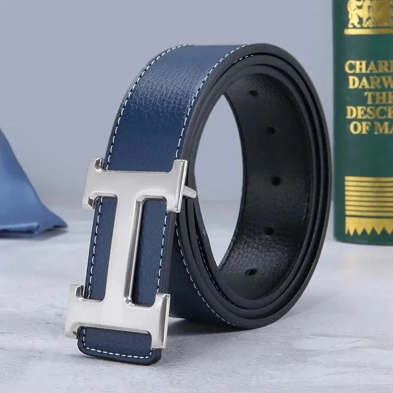 Blue silver buckle with body
