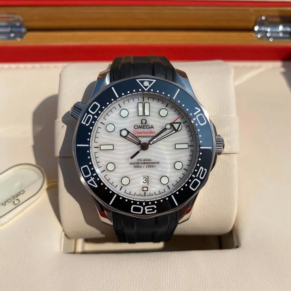 Omega Seamaster Diver 300M 210.32.42.20.04.001 Watch