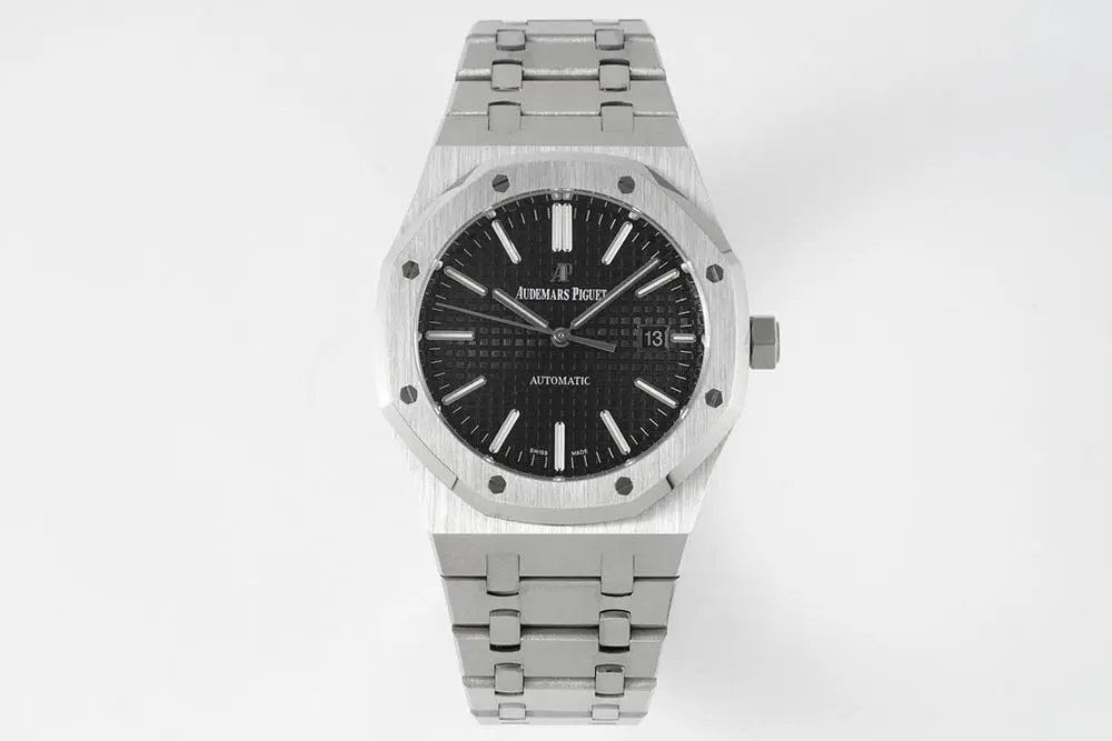 Audemars Piguet Royal Oak stainless‑steel wristwatch — W2CFinds curated find