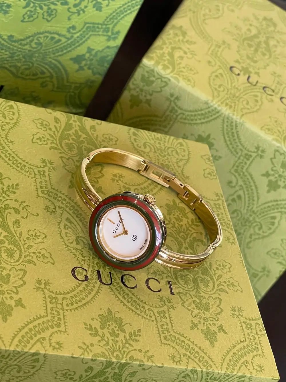 Gucci bezel watch