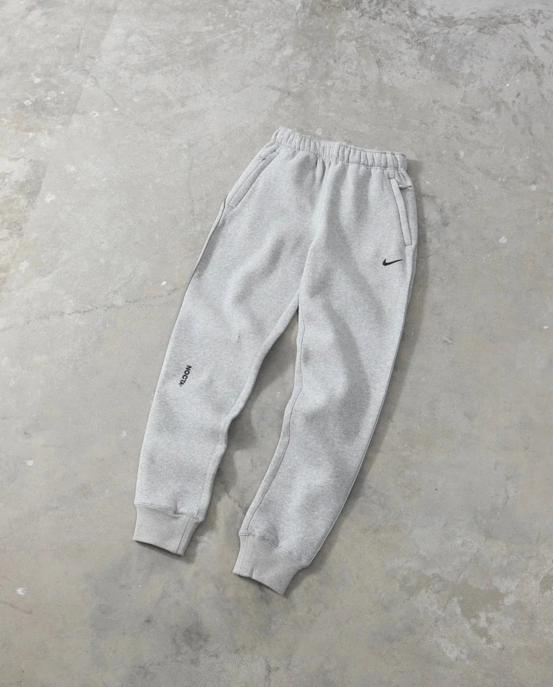 gray pants
