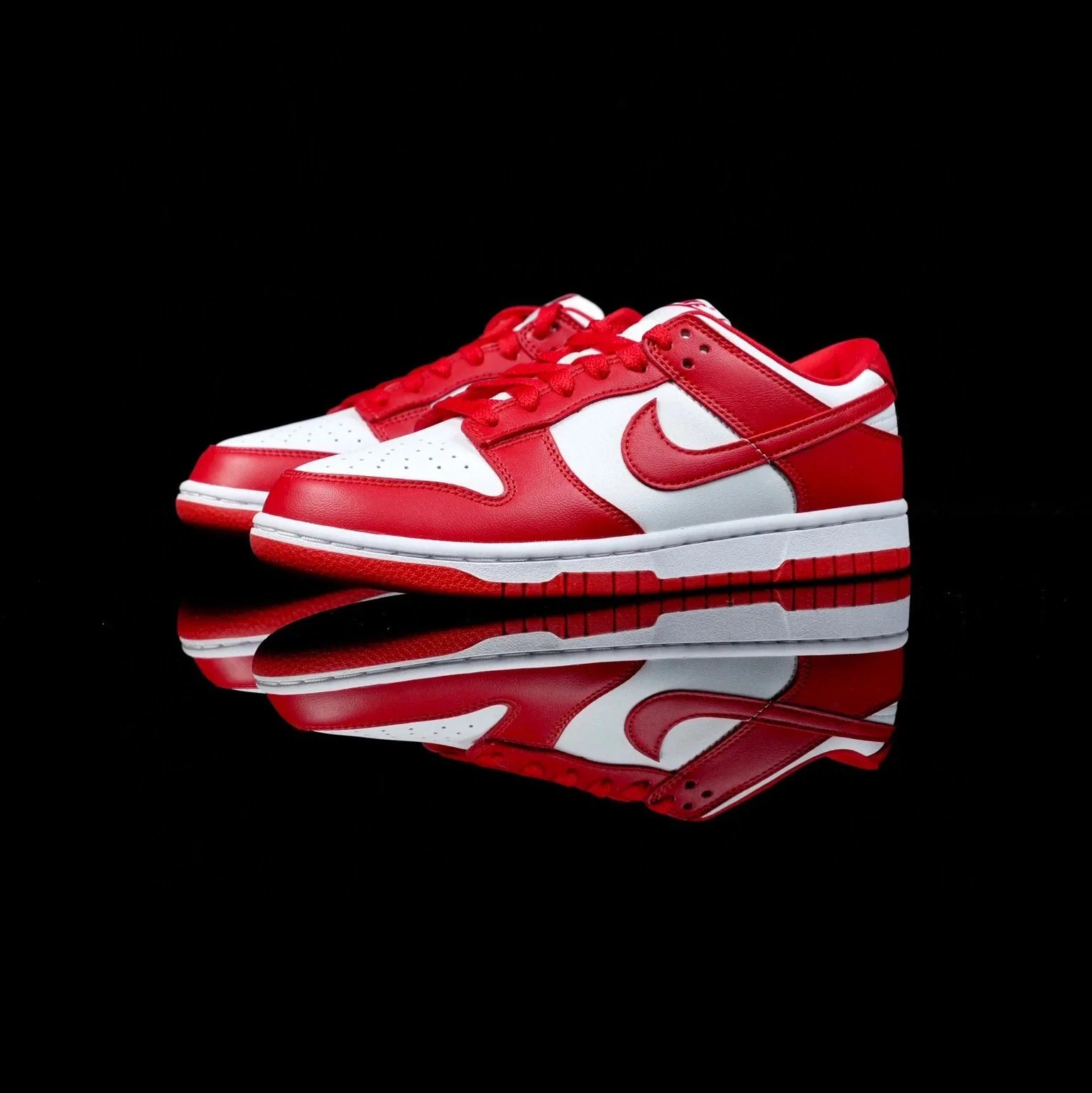 CU1727-100 white red