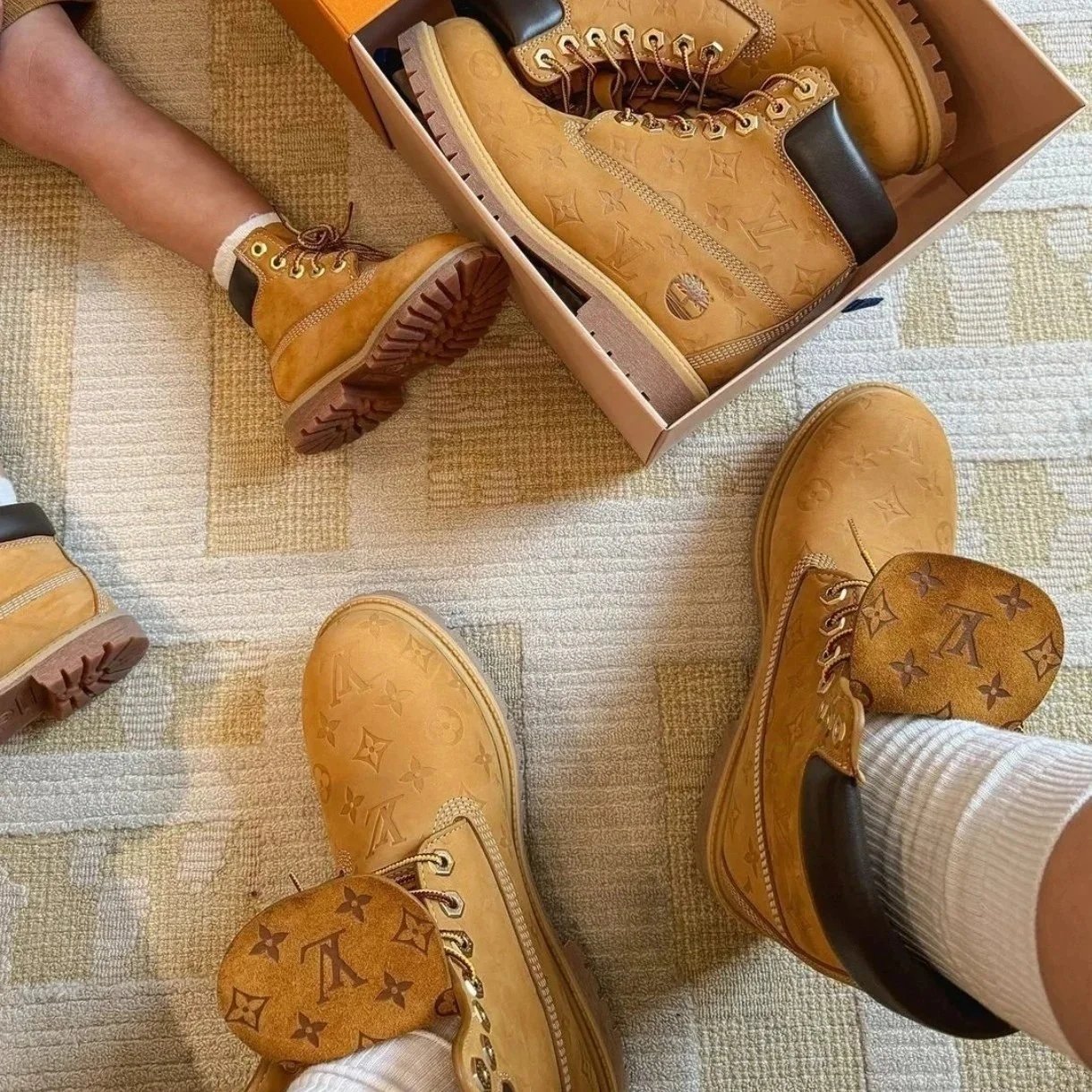 11满印老花马丁靴