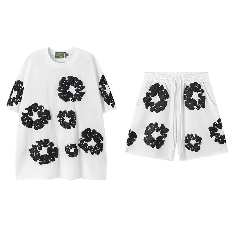 白色黑印花套装（短袖+短裤）