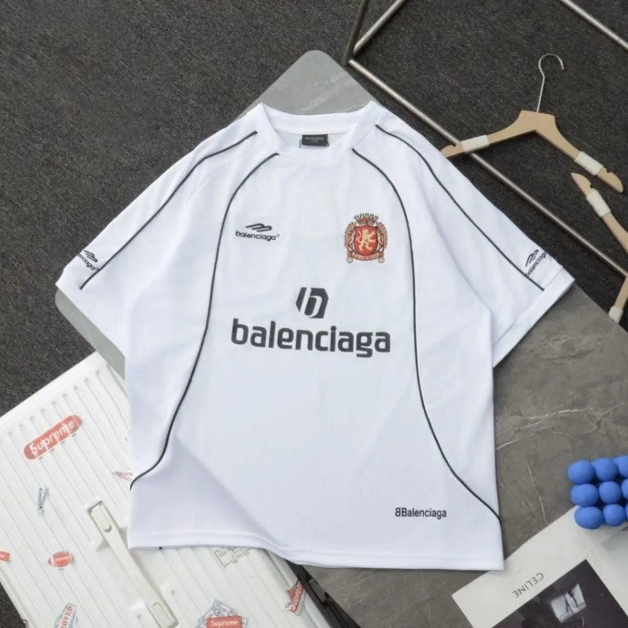 Manchester United with white SKU image
