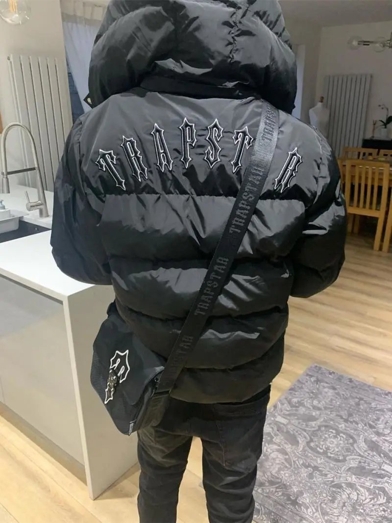 刺绣字母冬季加厚连帽棉服男女同款拉链开衫棉衣外套 - 134426