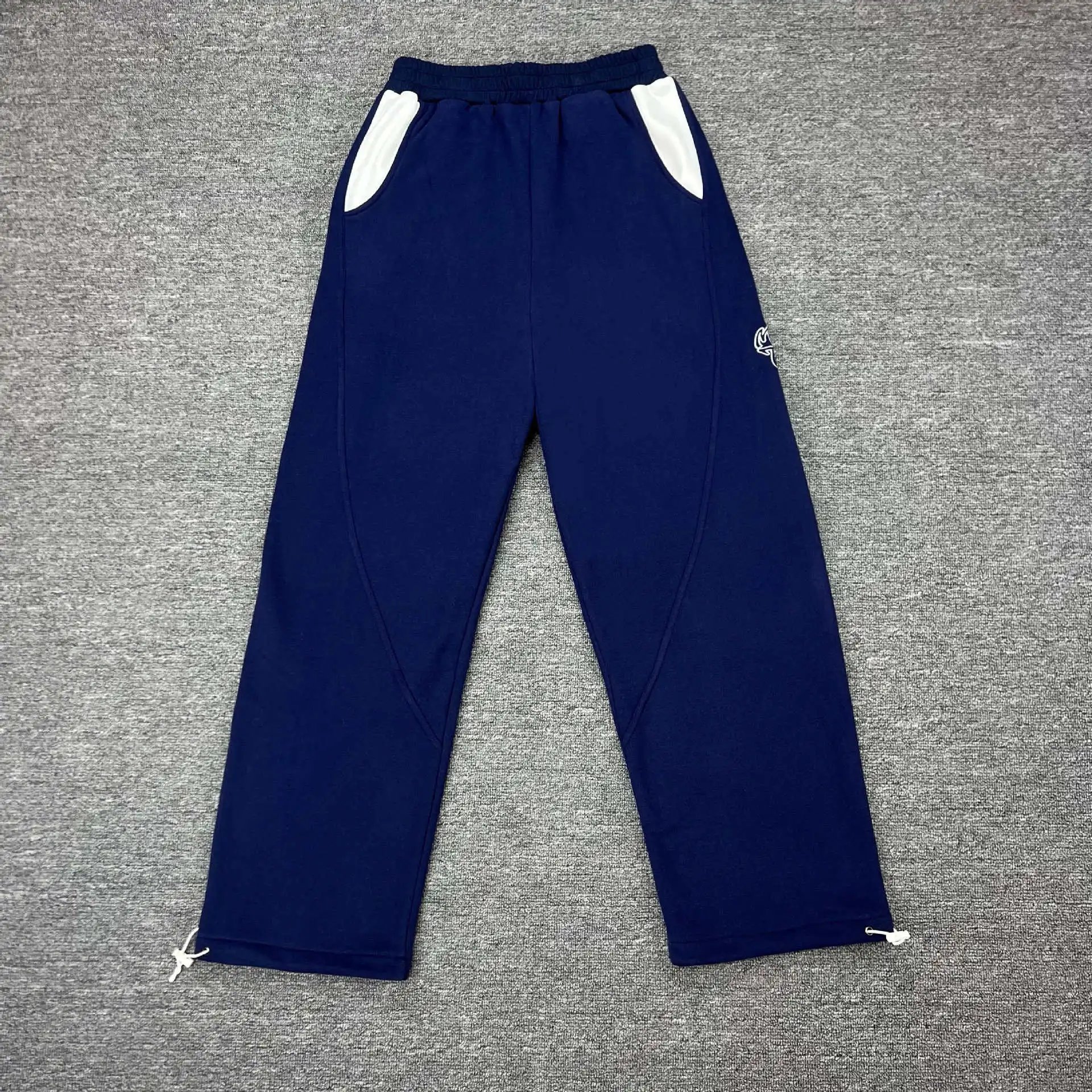 2001 [pants]