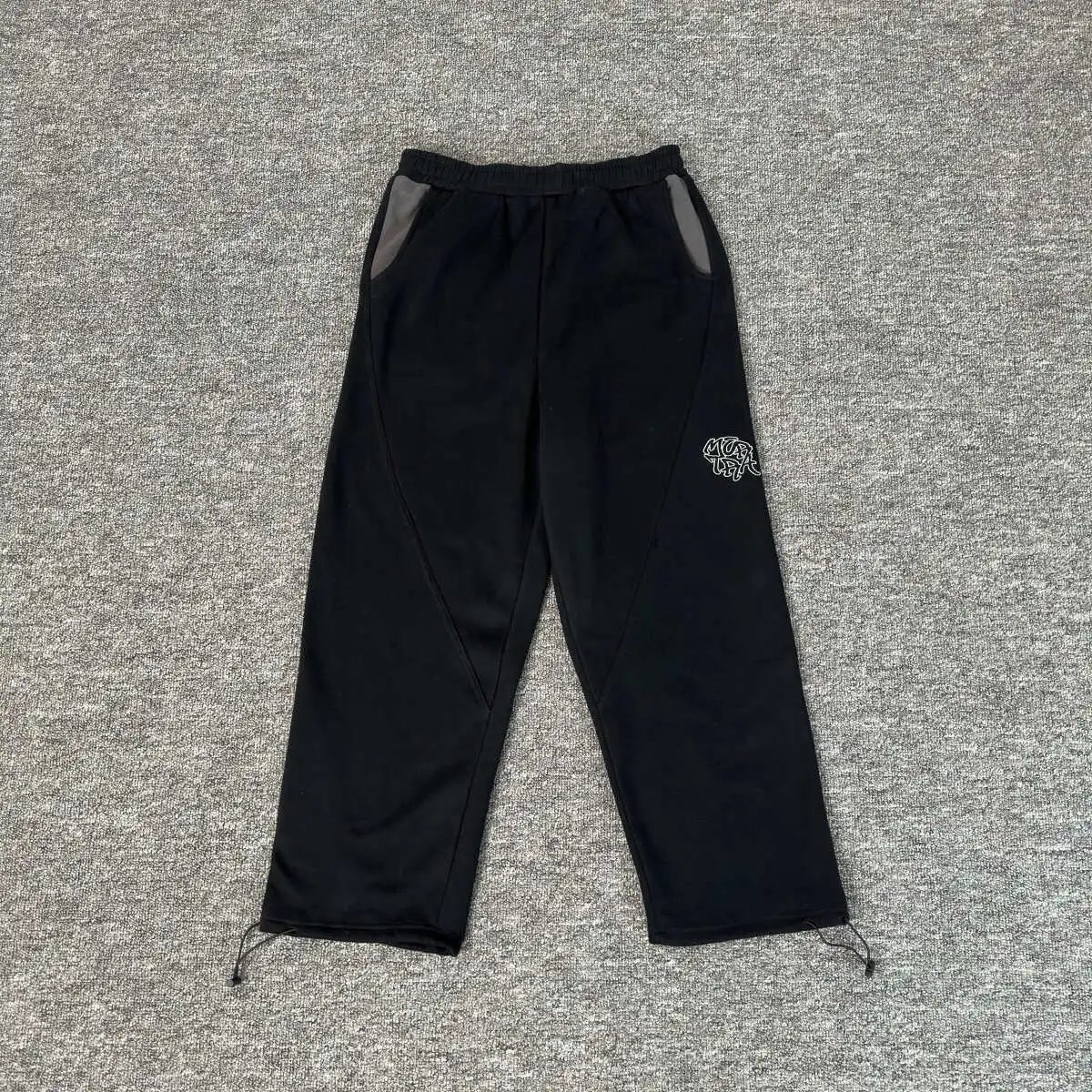 P063 black