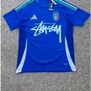 Italy Home Jersey 24