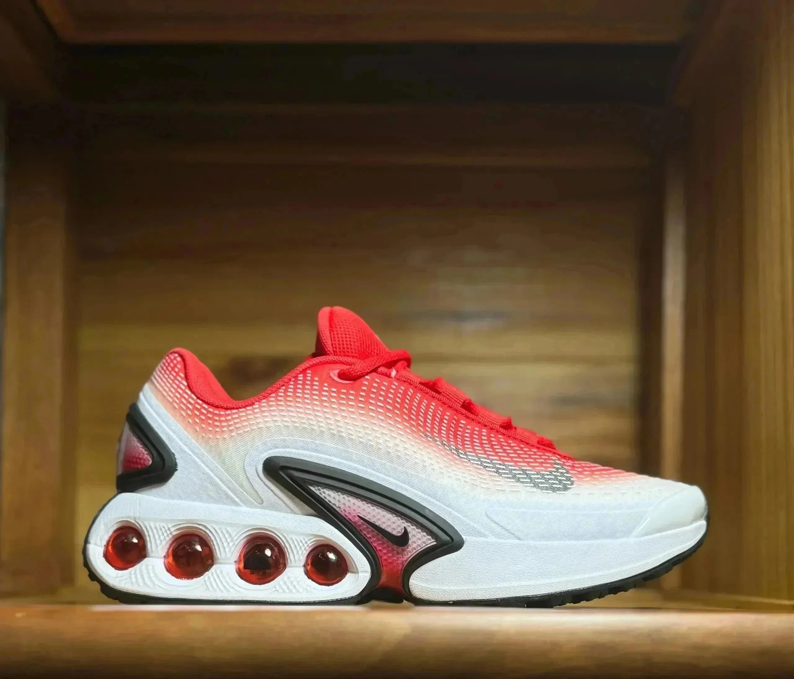 Nike Air Max DNA Red