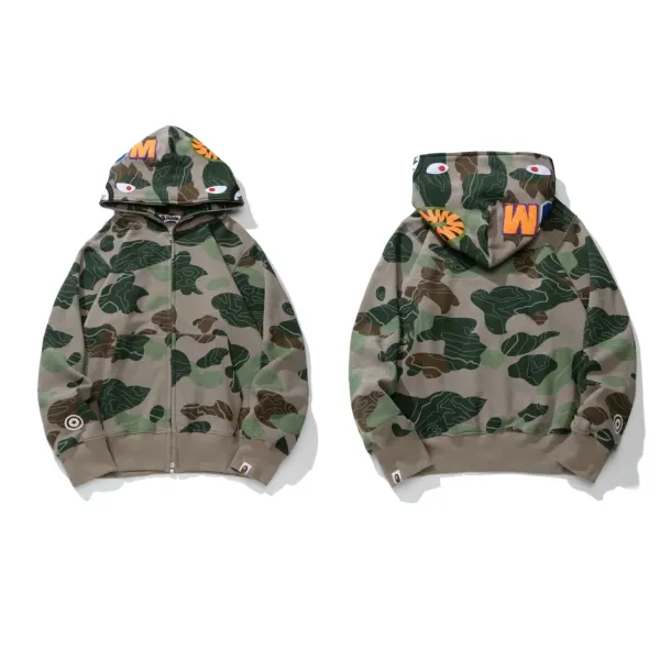 A Bathing Ape Shark Head Print Sweatpants Black / Gold - 10