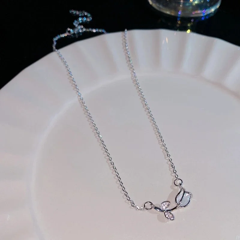 Silver Leaf Necklace