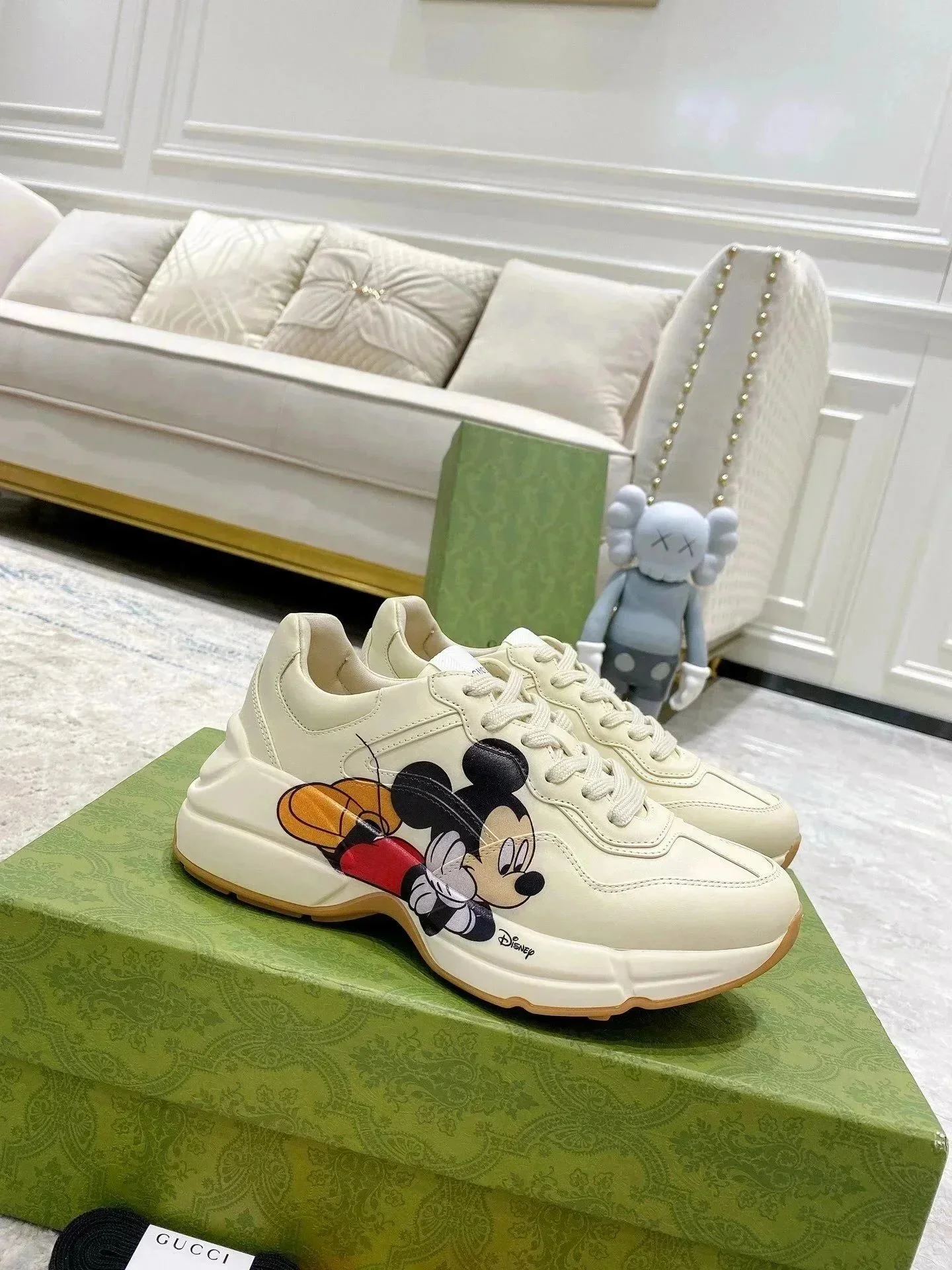 Gucci Rhyton White S