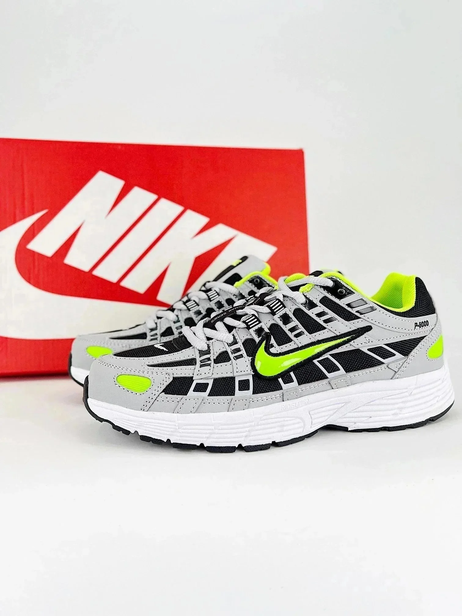 Nike P-9000 Grey Gre