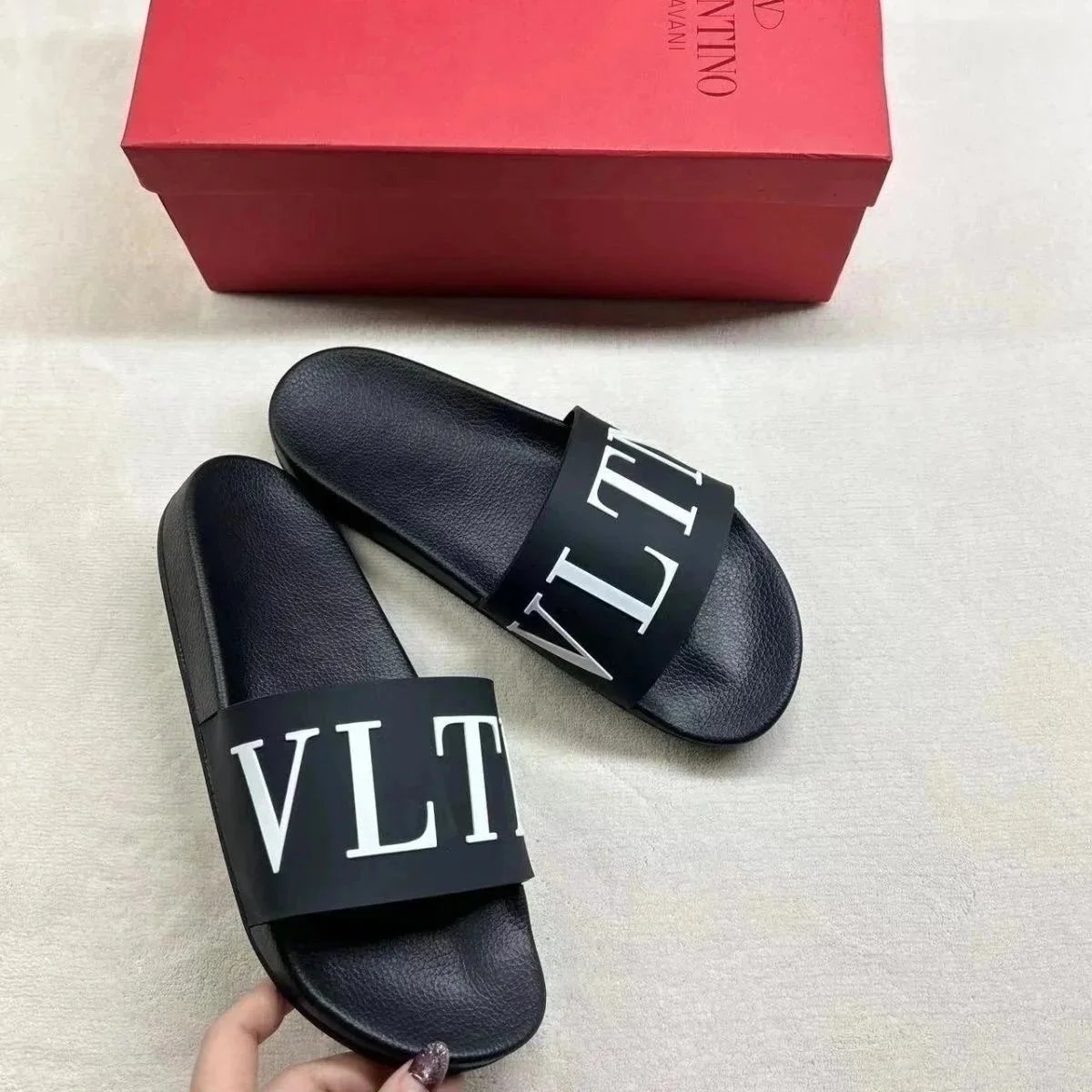 Fashion sandals and slippers photo 6