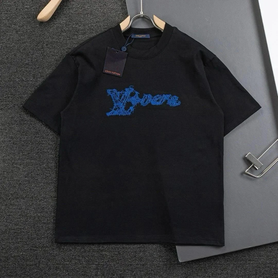 Louis Vuitton Black 
