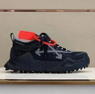 Off-White Black Snea