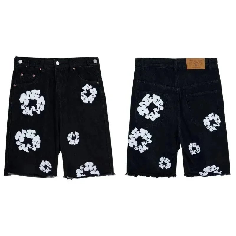 Levi's White Flower Black Shorts