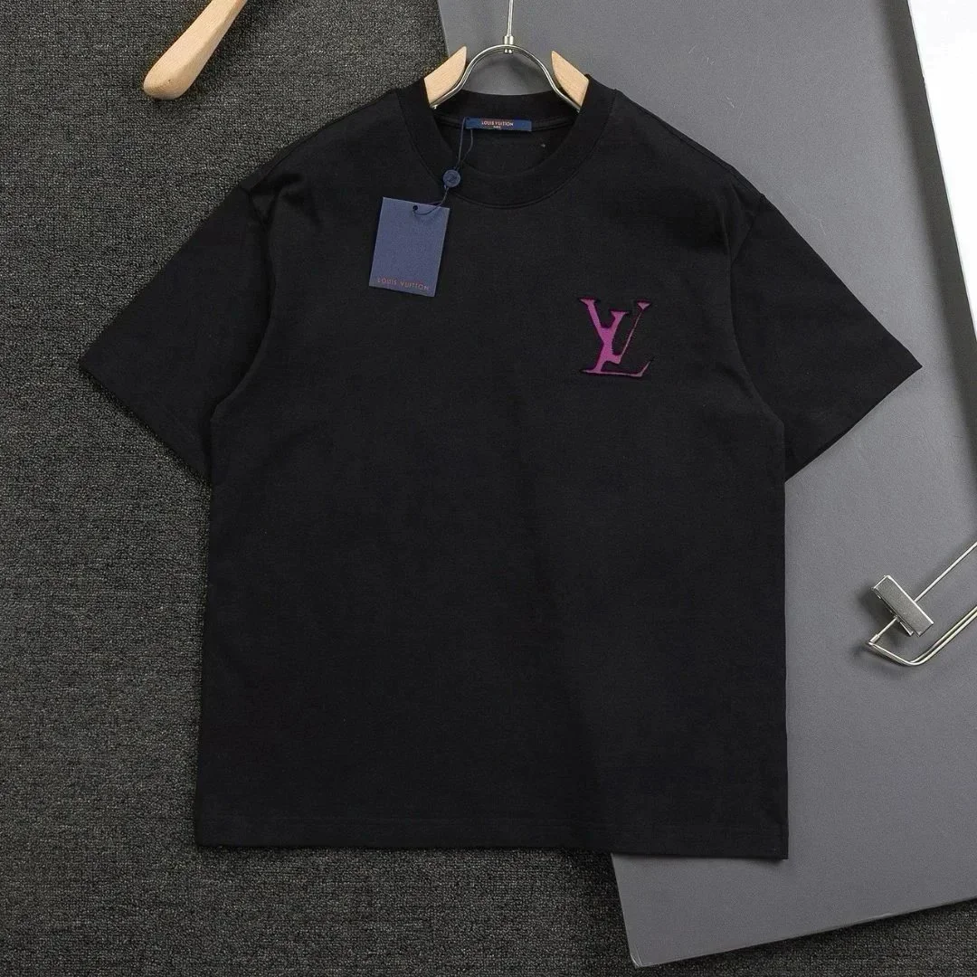 Louis Vuitton Black 