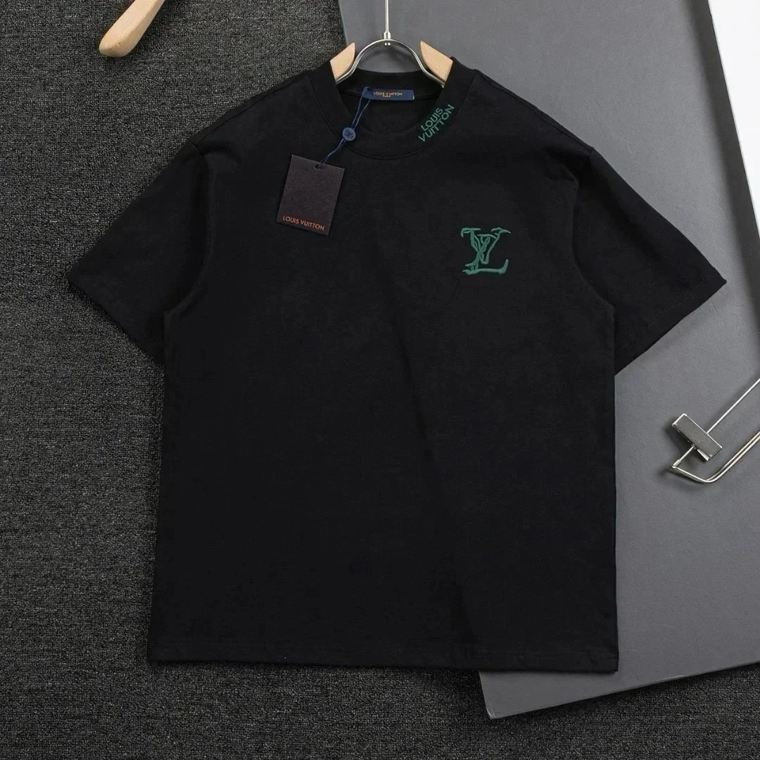 Louis Vuitton Black 