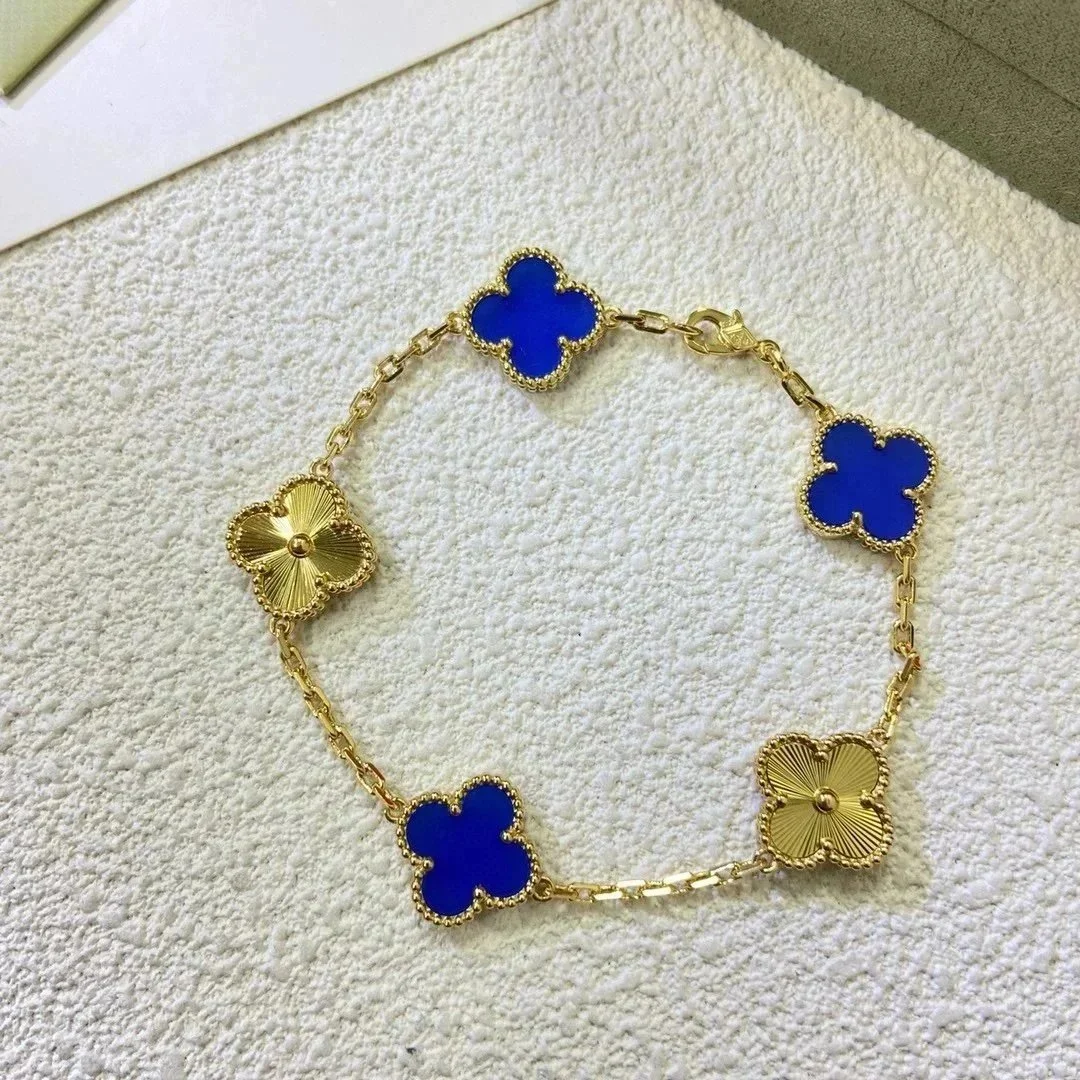 Van Cleef & Arpels B