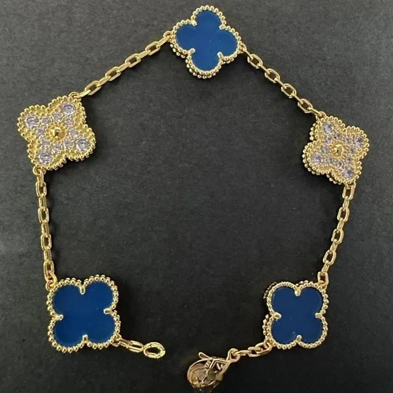 Van Cleef & Arpels B