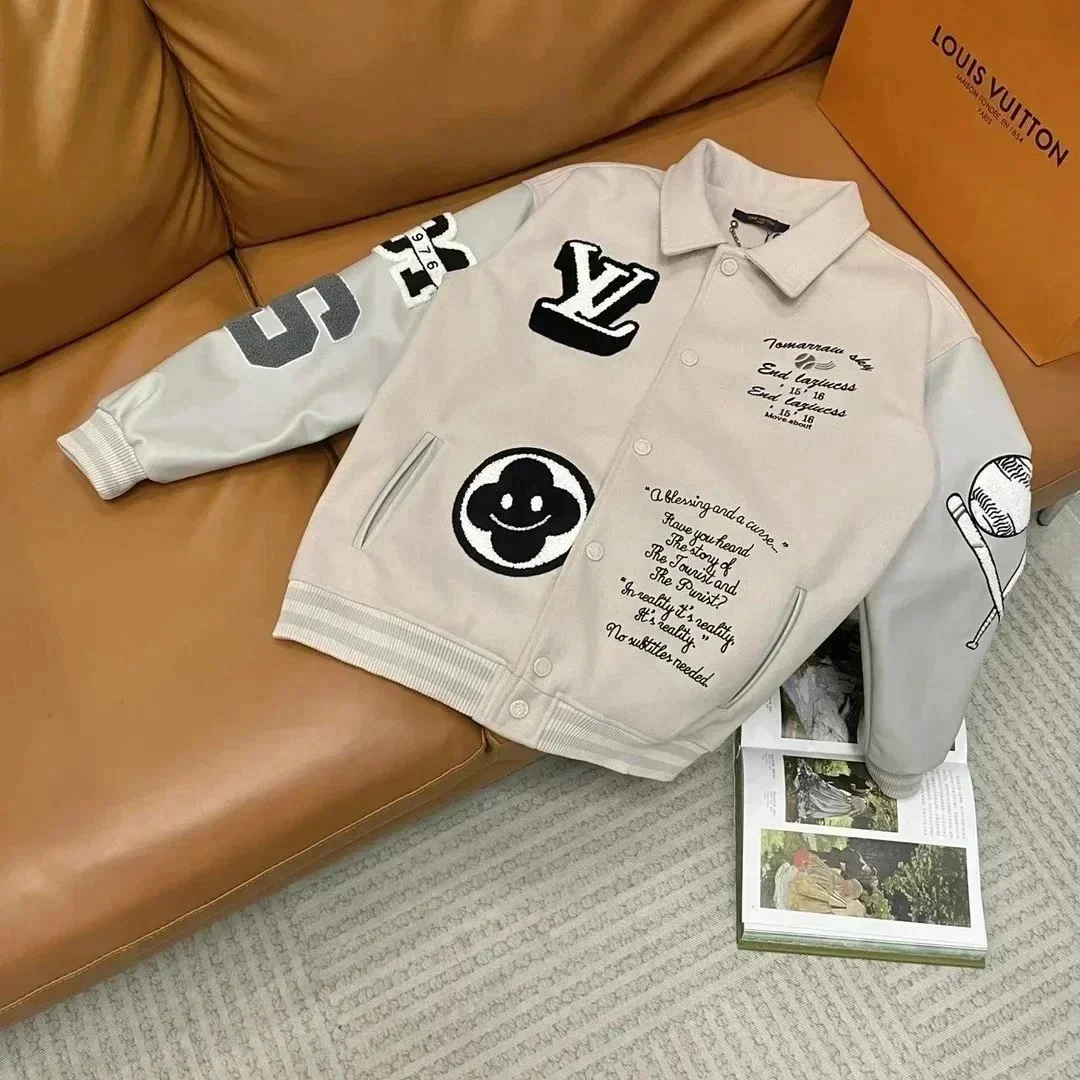 Louis Vuitton Beige 