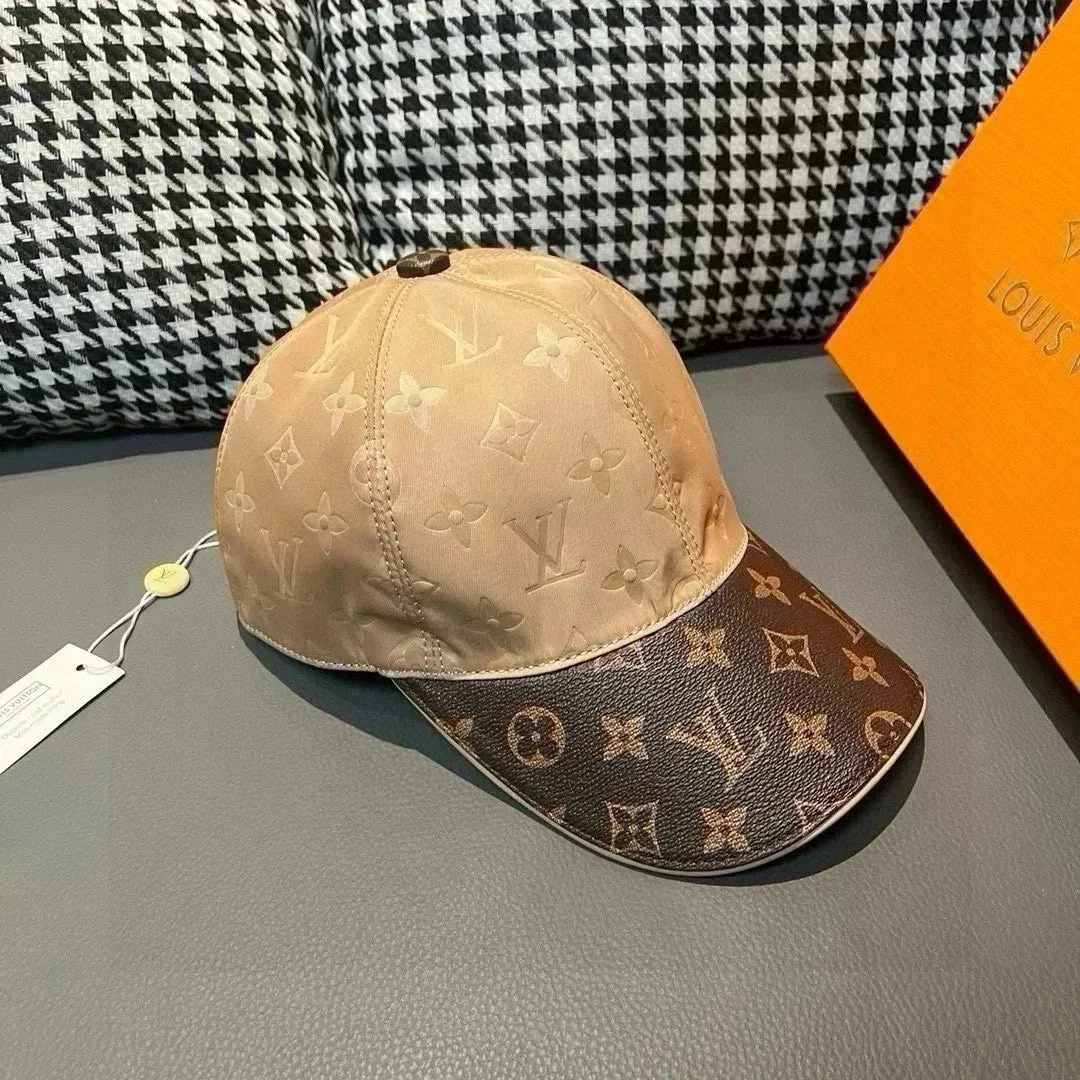 Louis Vuitton Beige 