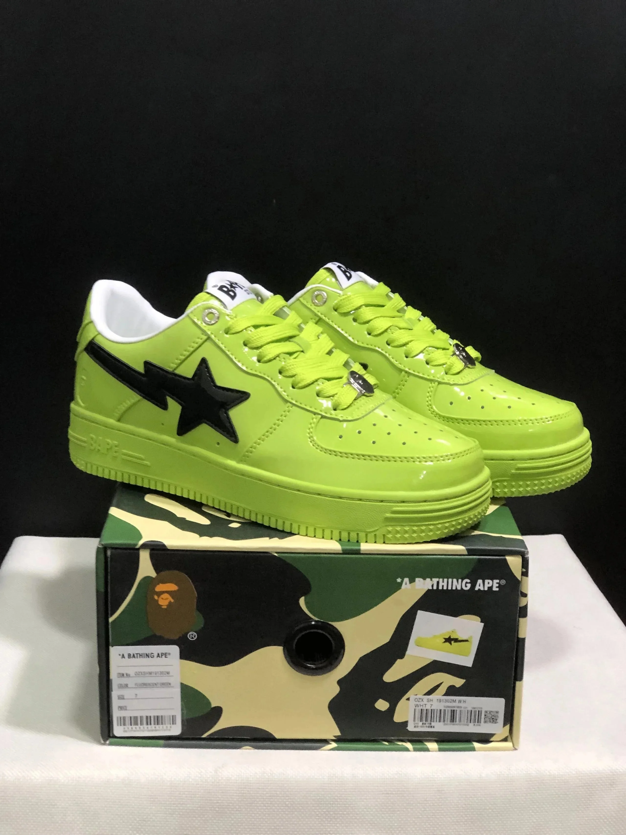 A Bathing Ape Fluore