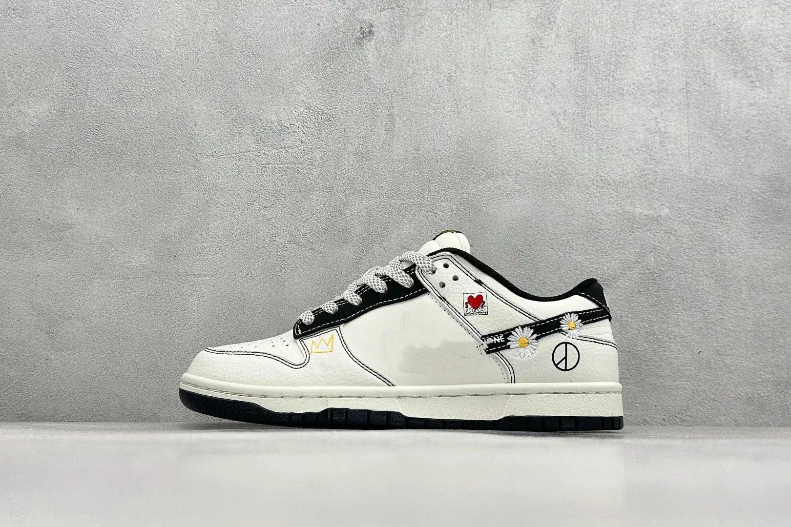 Nike Dunk Low White 