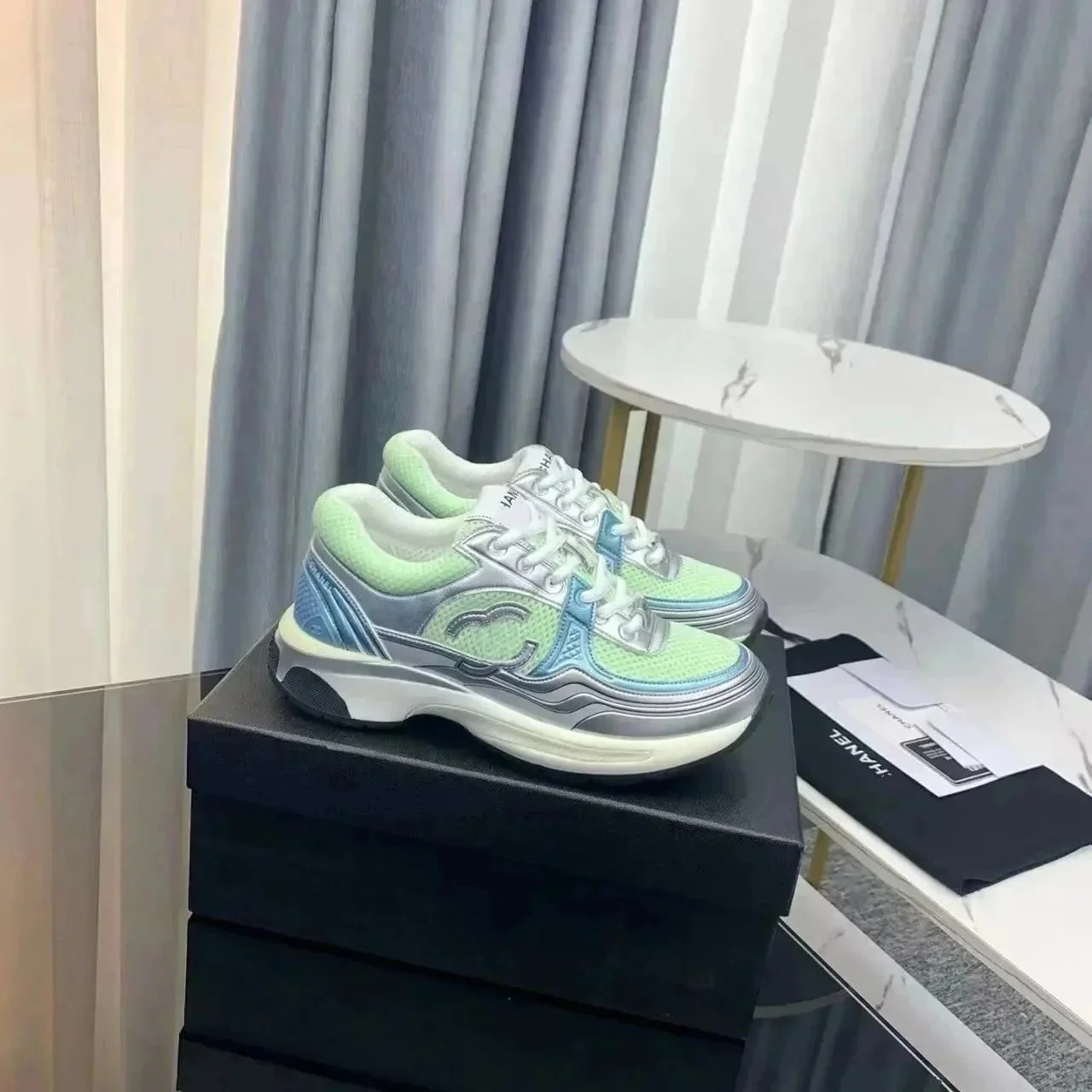 Chanel CC Green Snea