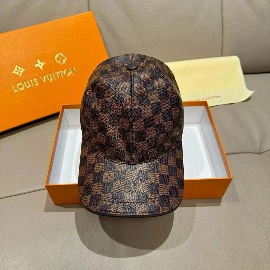 Louis Vuitton Brown 
