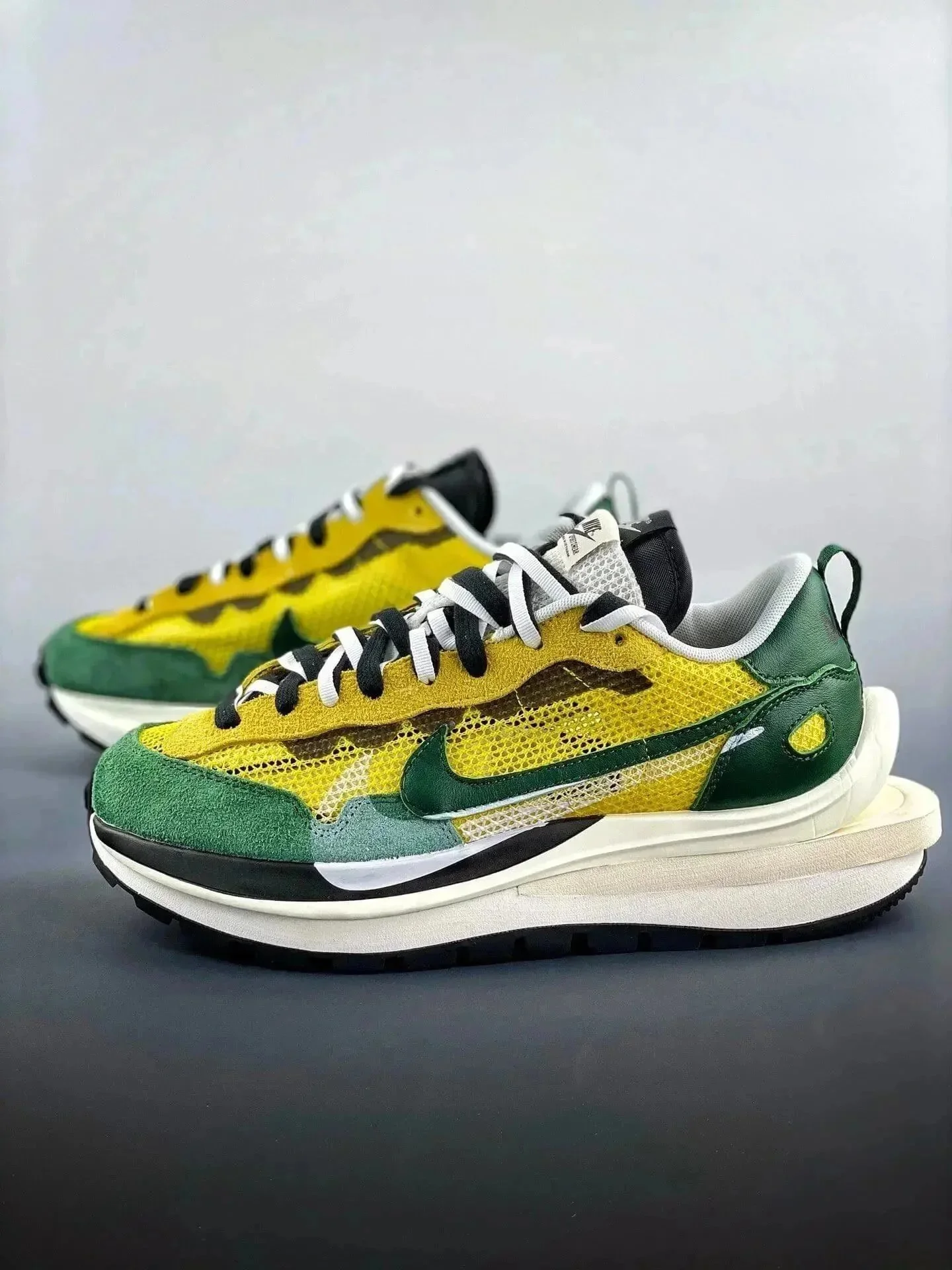 Nike Sacai VaporWaff