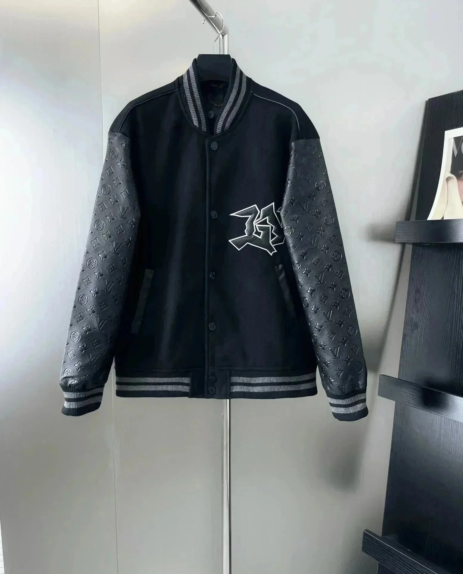 Louis Vuitton Black 